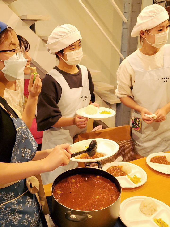 若松トマトと地元の食材を活かした料理