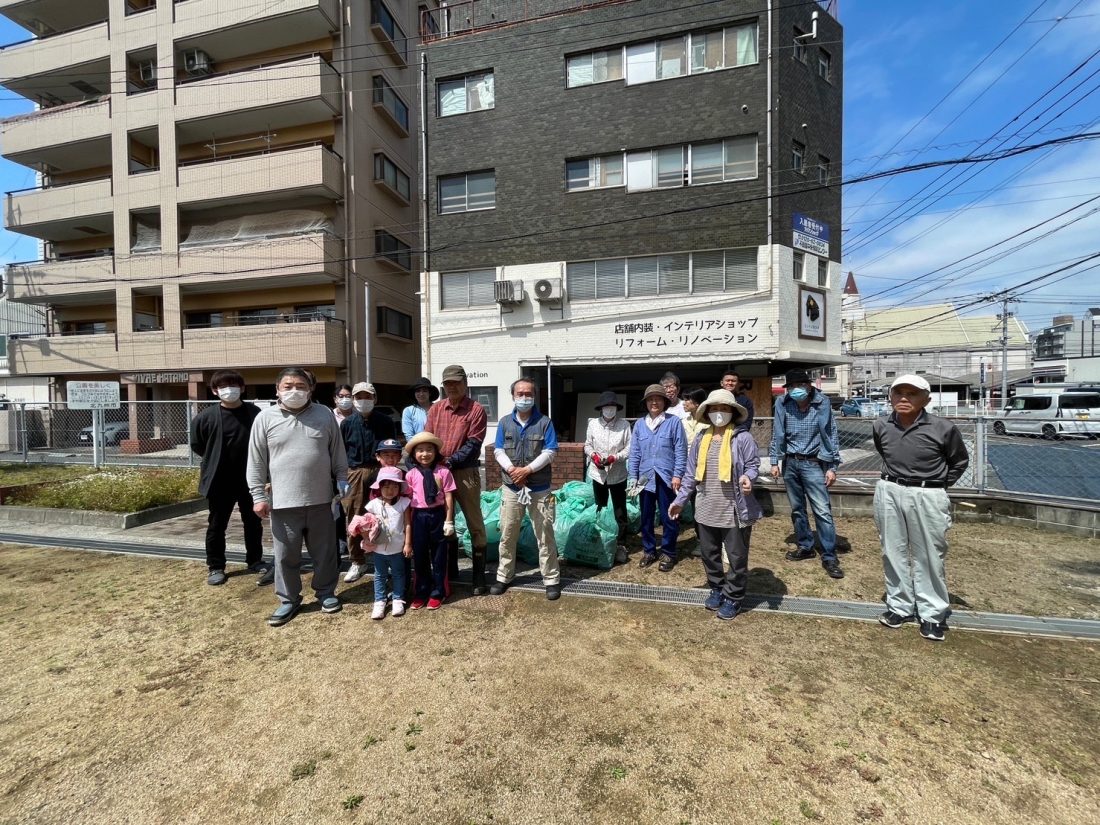 “クリーン北九州”まち美化活動 公園清掃を行っています。【北九州 新築・注文住宅】